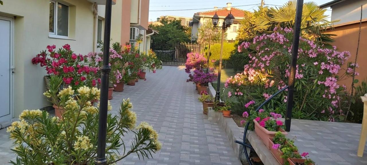 Амида Hotel Varvara  Eksteriør billede